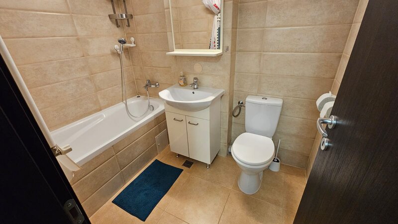 1 Decembrie Ap. 3 camere 76mp  2015 Parcare subterana